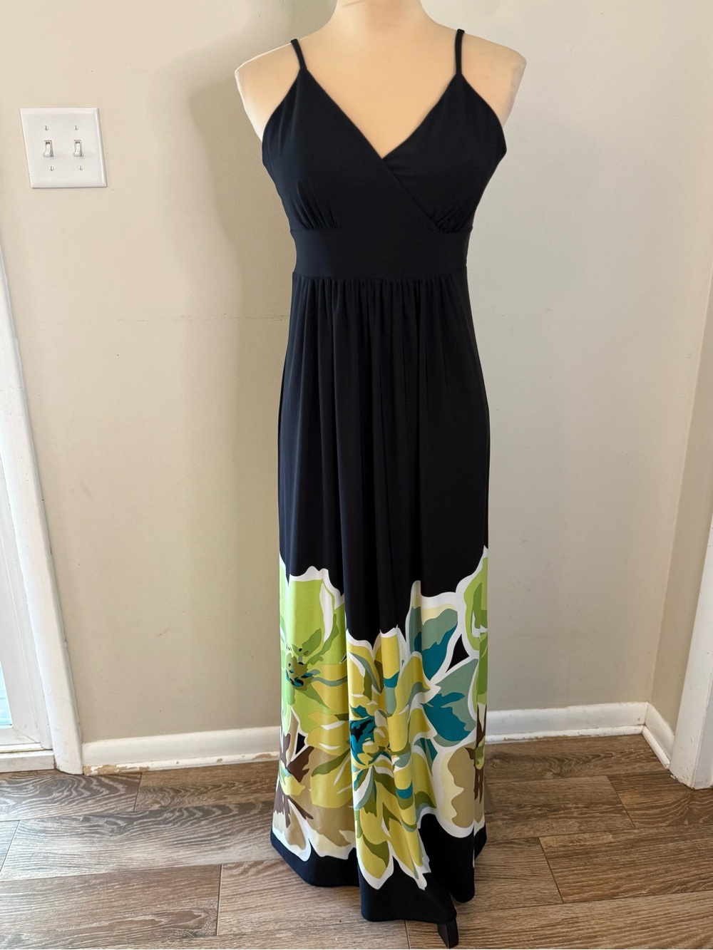 New Directions retro 70s floral & black maxi dress built in bra SZ 8
